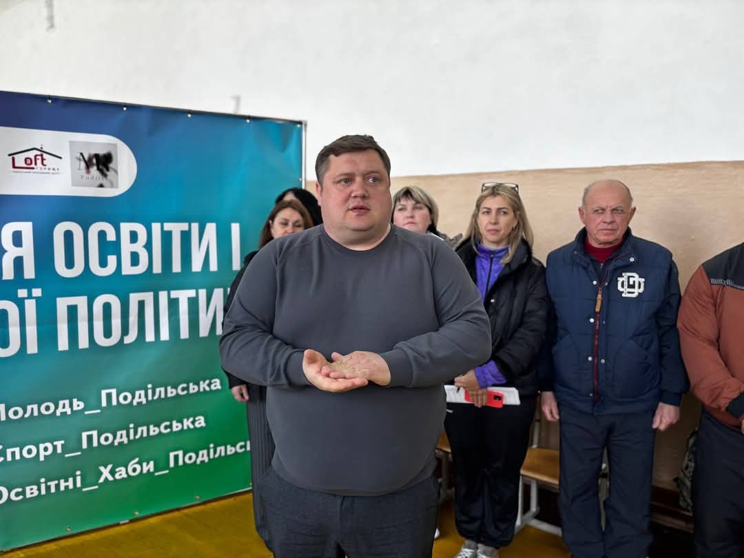 14 квітня 2025 року в Подільській міській територіальній громаді відбулися змагання з дартсу серед учителів закладів загальної середньої освіти, що проходили в залік Спартакіади-2025.