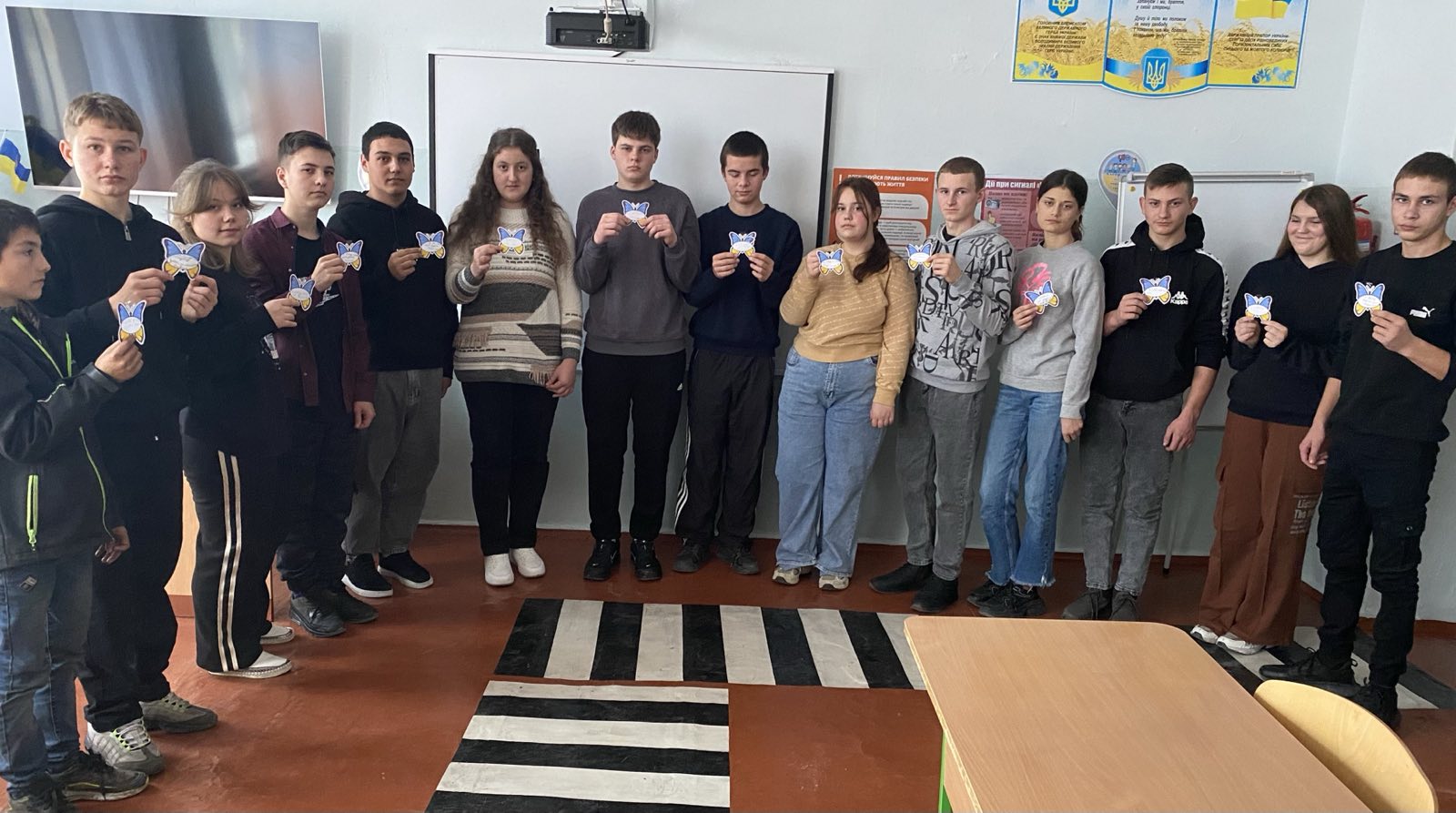 20 листопада, з нагоди Дня захисту дітей, у 10 класі Липецького ліцею була проведена виховна година «Права дитини – поважай та знай!».
