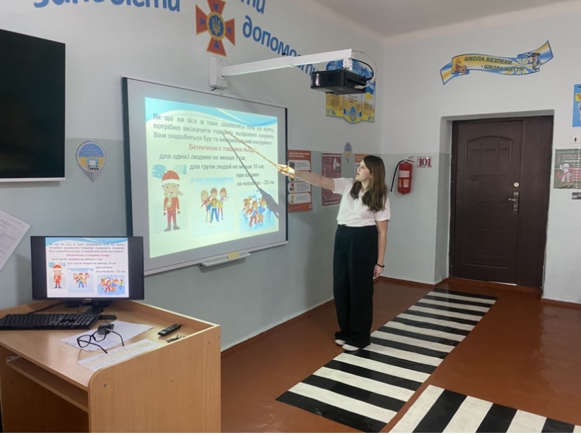 У 10 класі Липецького ліцею було проведено виховний захід на тему: «Крижана загроза: як не стати жертвою обставин».